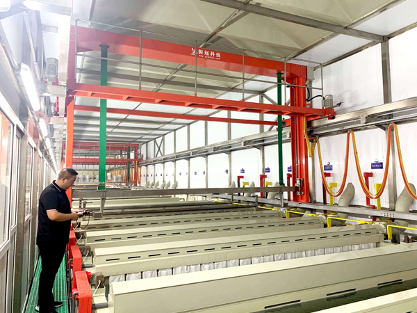 全自動陽極氧化生產(chǎn)線 全自動陽極氧化生產(chǎn)線